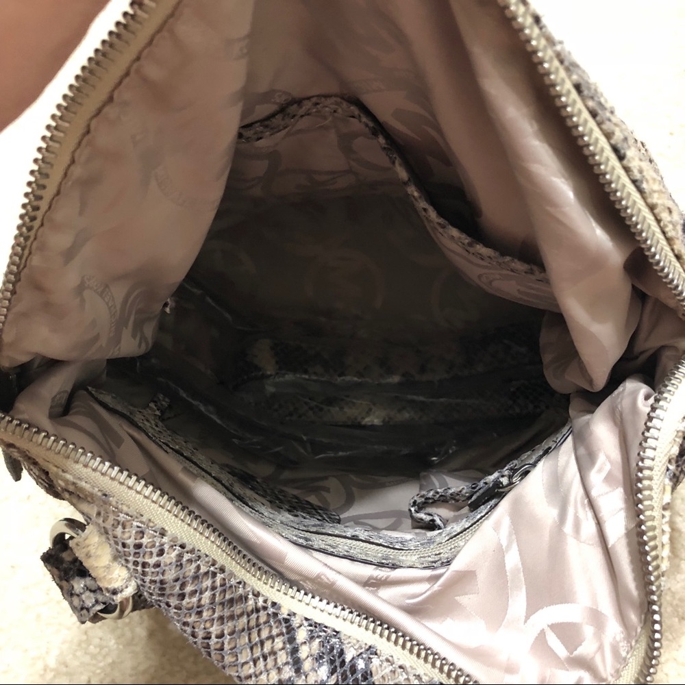 Michael Kors snakeskin bag - Picture 4 of 4